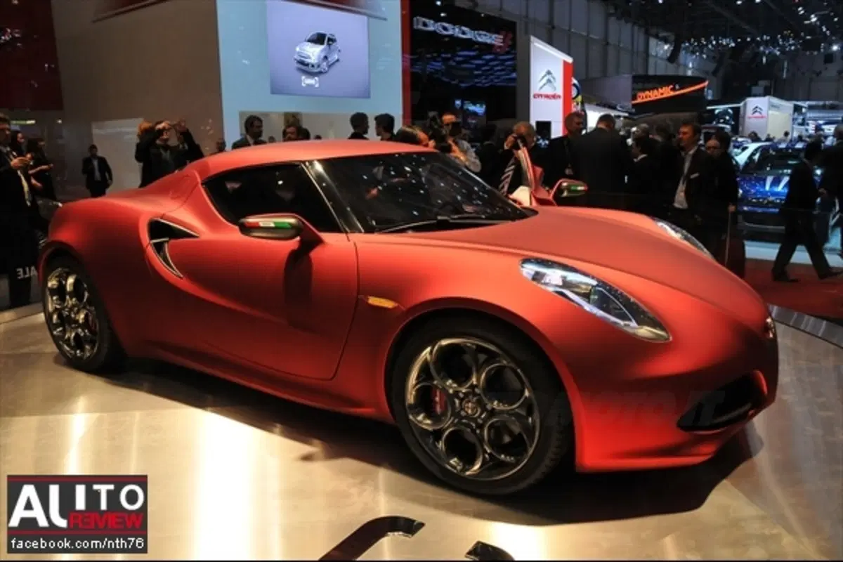 Alfa Romeo 4C: costerà 40.000 euro?