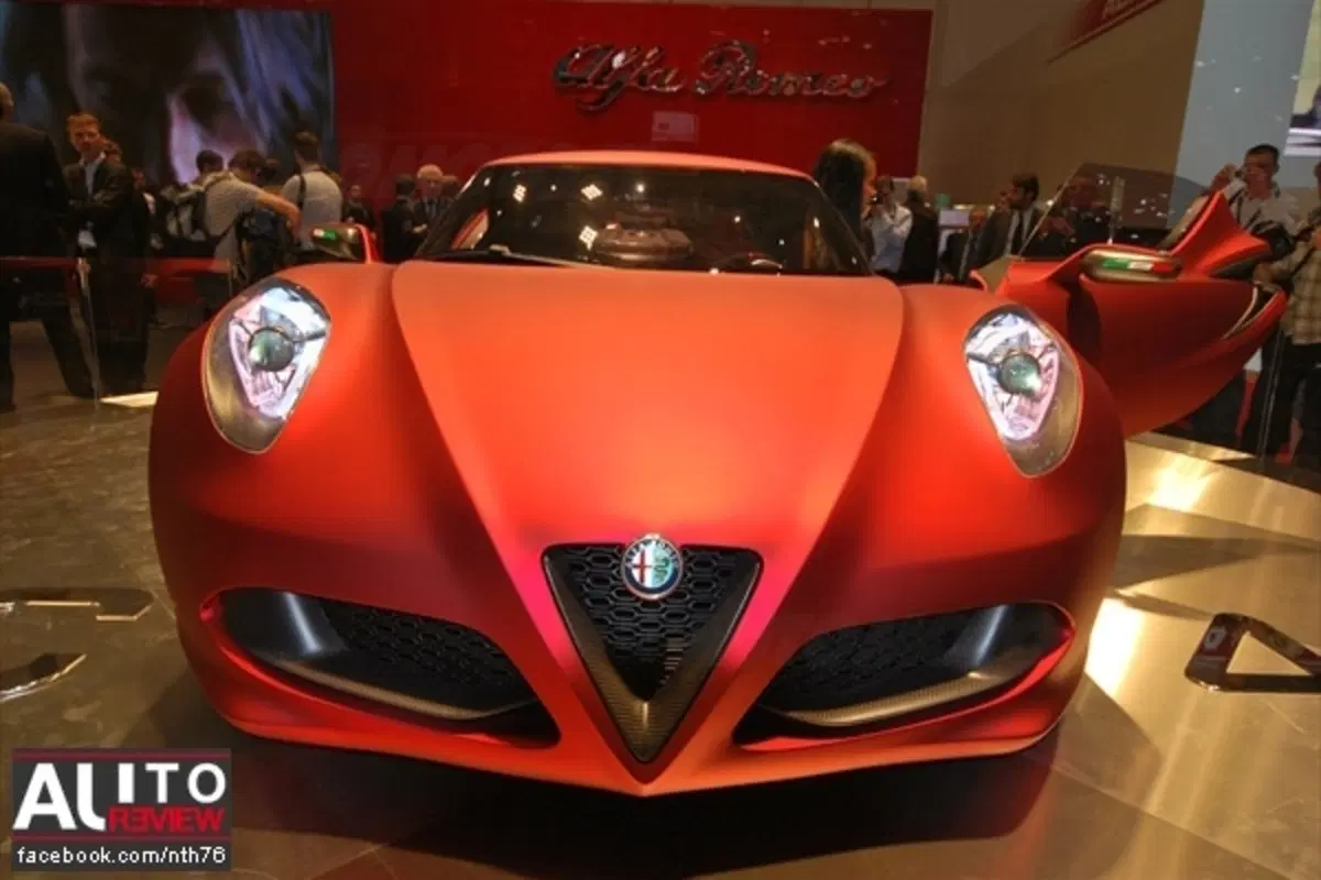 Alfa Romeo 4C: costerà 40.000 euro? (5)