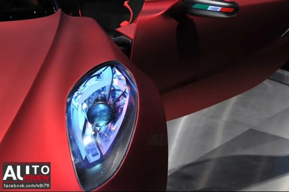 Alfa Romeo 4C: costerà 40.000 euro? (10)