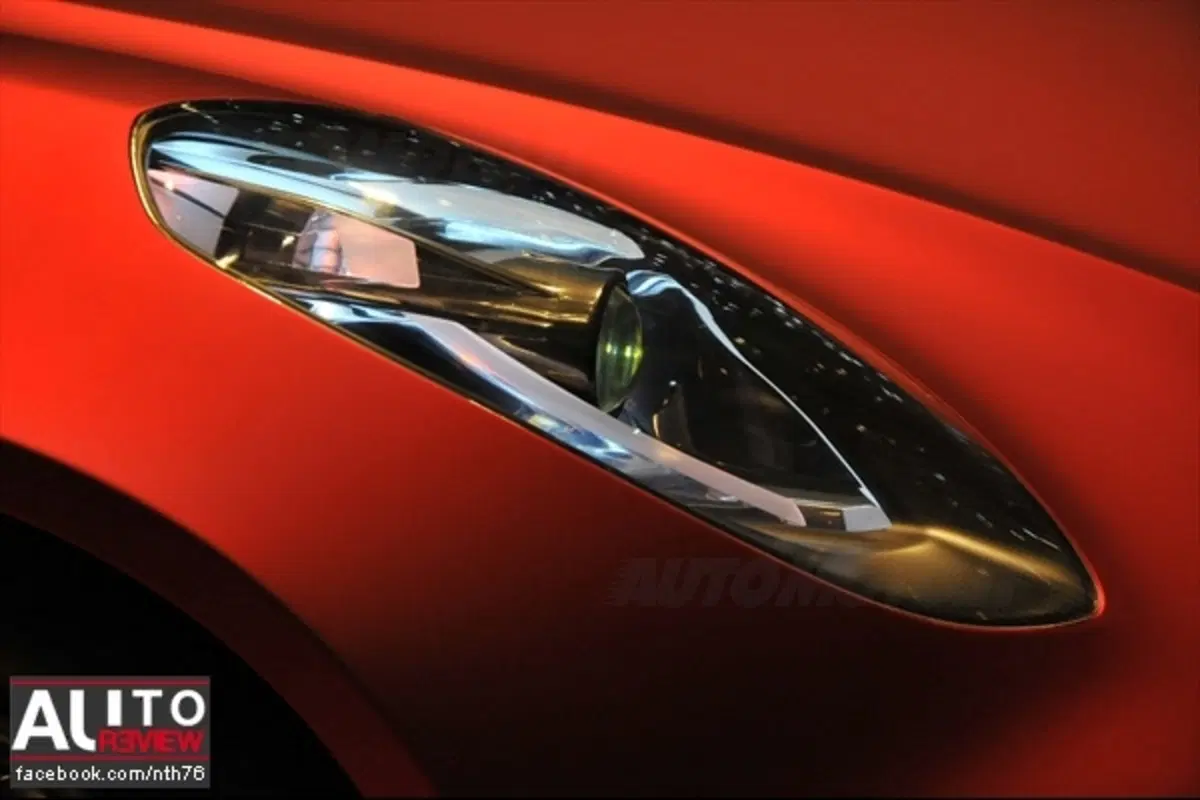 Alfa Romeo 4C: costerà 40.000 euro? (11)