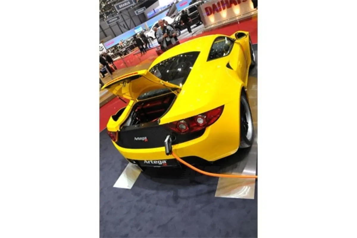 Artega SE (3)