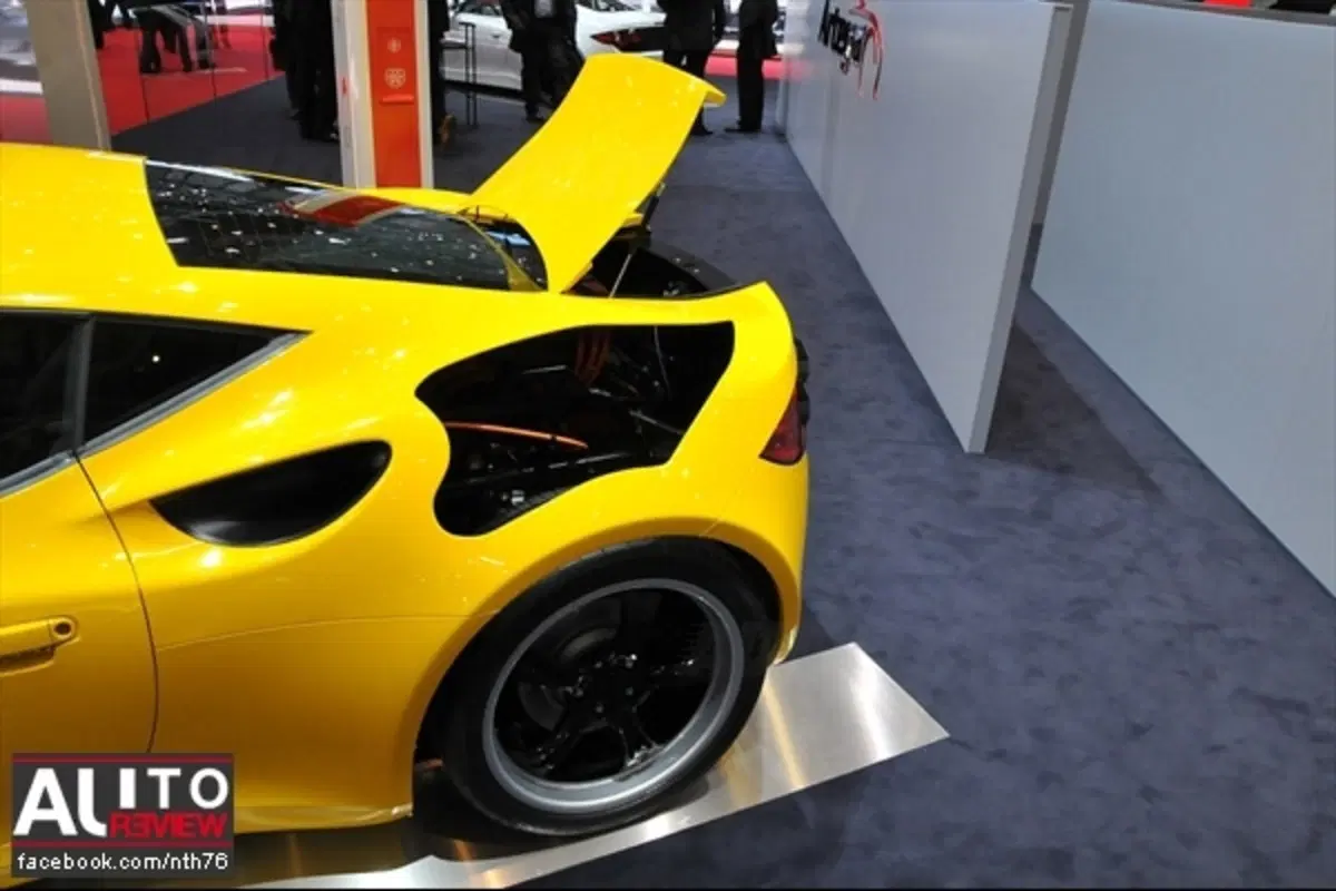 Artega SE (5)