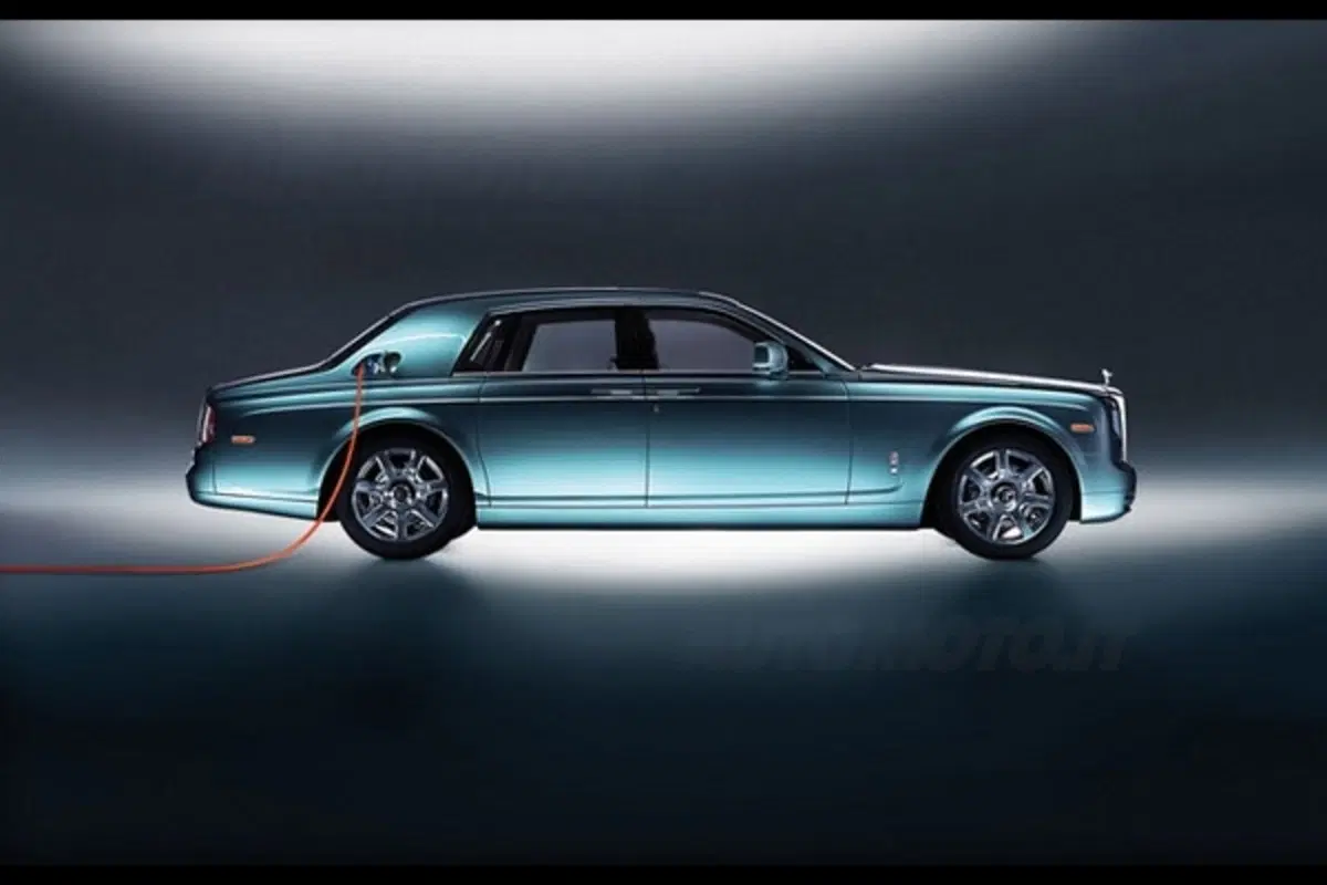 Rolls Royce 102EX Concept: firmata Lotus (6)