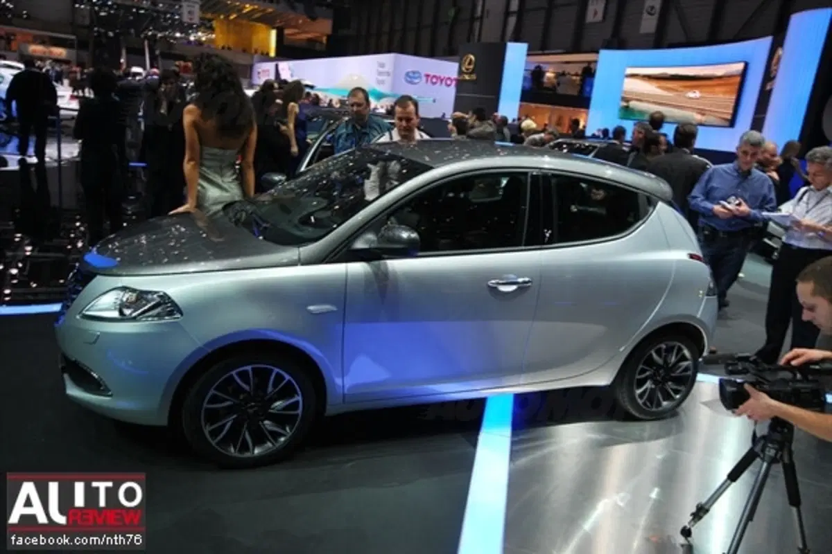 Lancia Ypsilon - ecco la quarta (2)