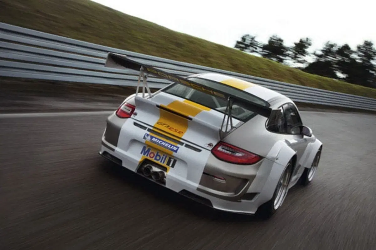Porsche 911 RS L.E. 2011