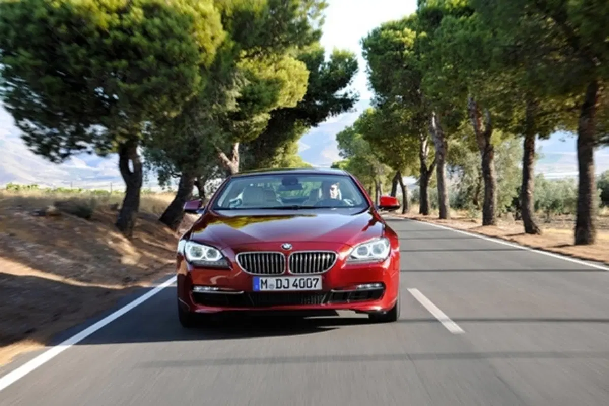 Nuova BMW Serie 6 Coupé (7)