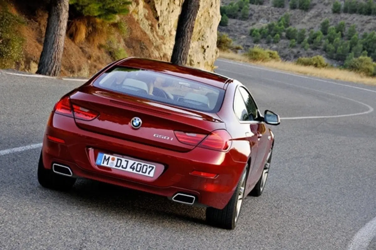Nuova BMW Serie 6 Coupé (9)