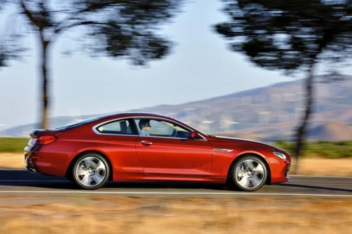 Nuova BMW Serie 6 Coupé (11)