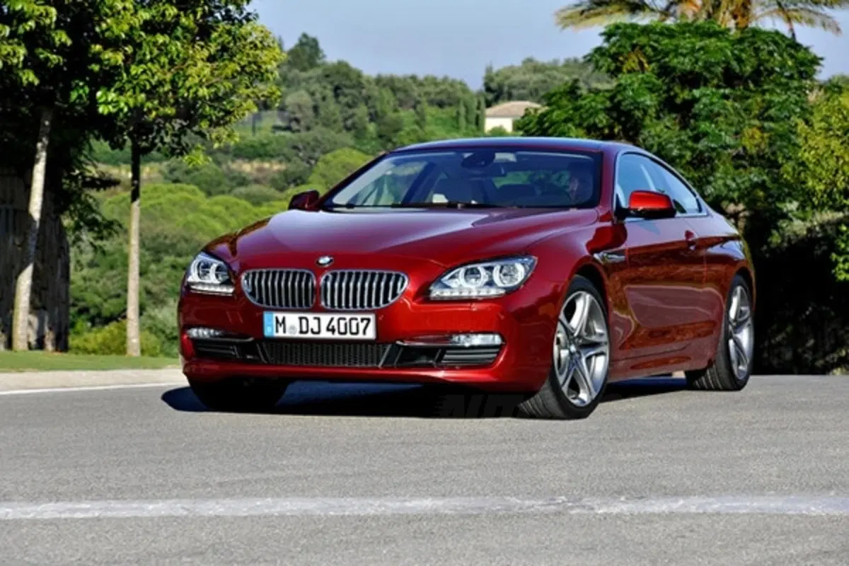 Nuova BMW Serie 6 Coupé (12)