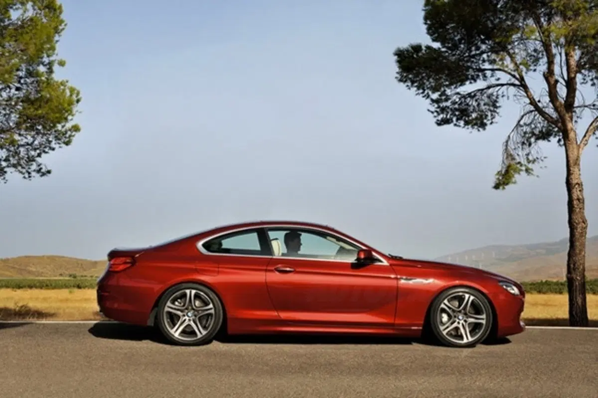 Nuova BMW Serie 6 Coupé (13)