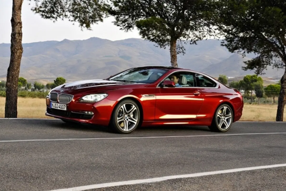 Nuova BMW Serie 6 Coupé (14)