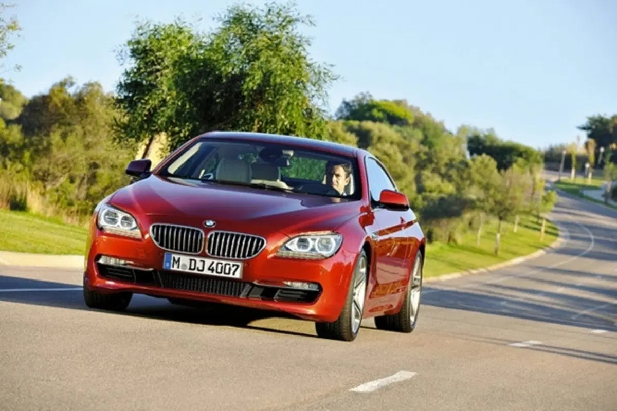 Nuova BMW Serie 6 Coupé (19)