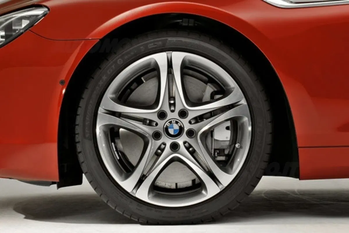 Nuova BMW Serie 6 Coupé (24)