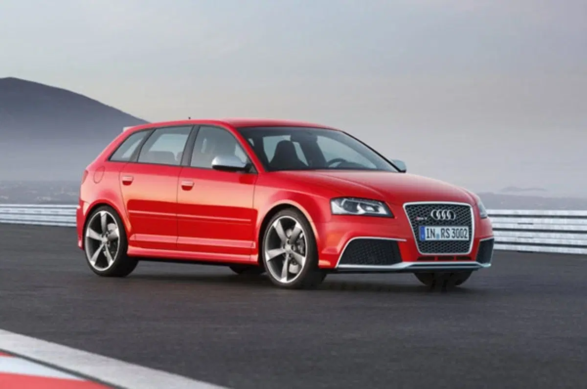 Audi RS3 Sportback: si guida sull'i-Phone (6)