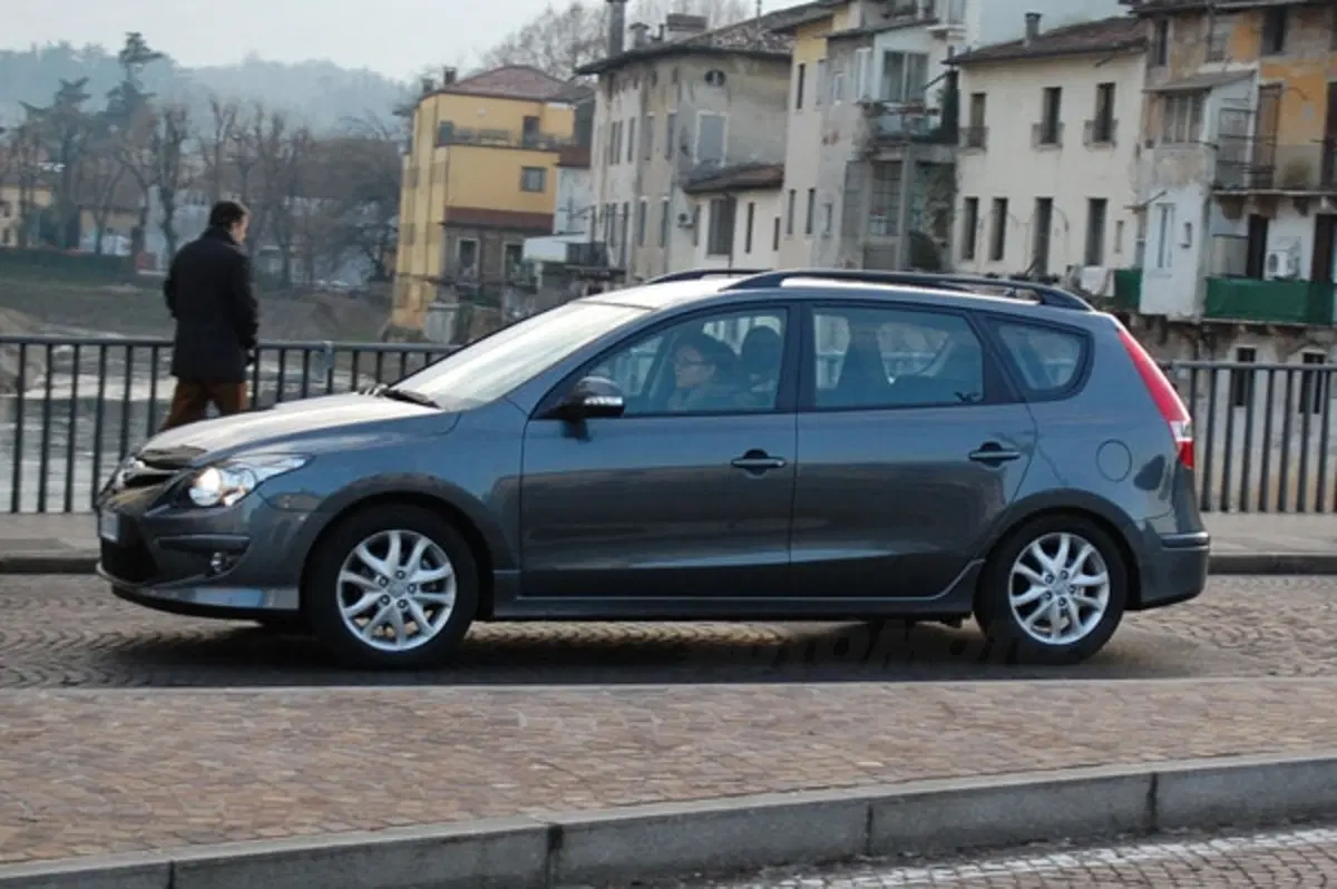 Hyundai i30 CW (5)