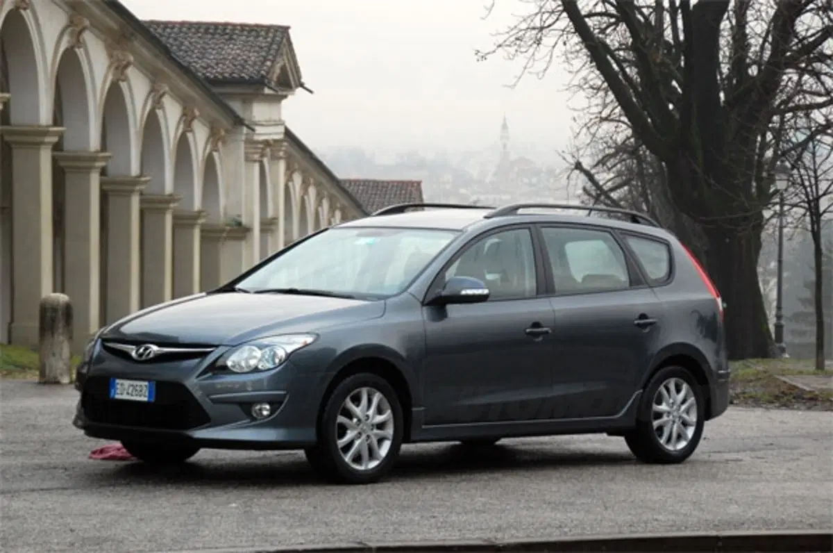 Hyundai i30 CW (12)
