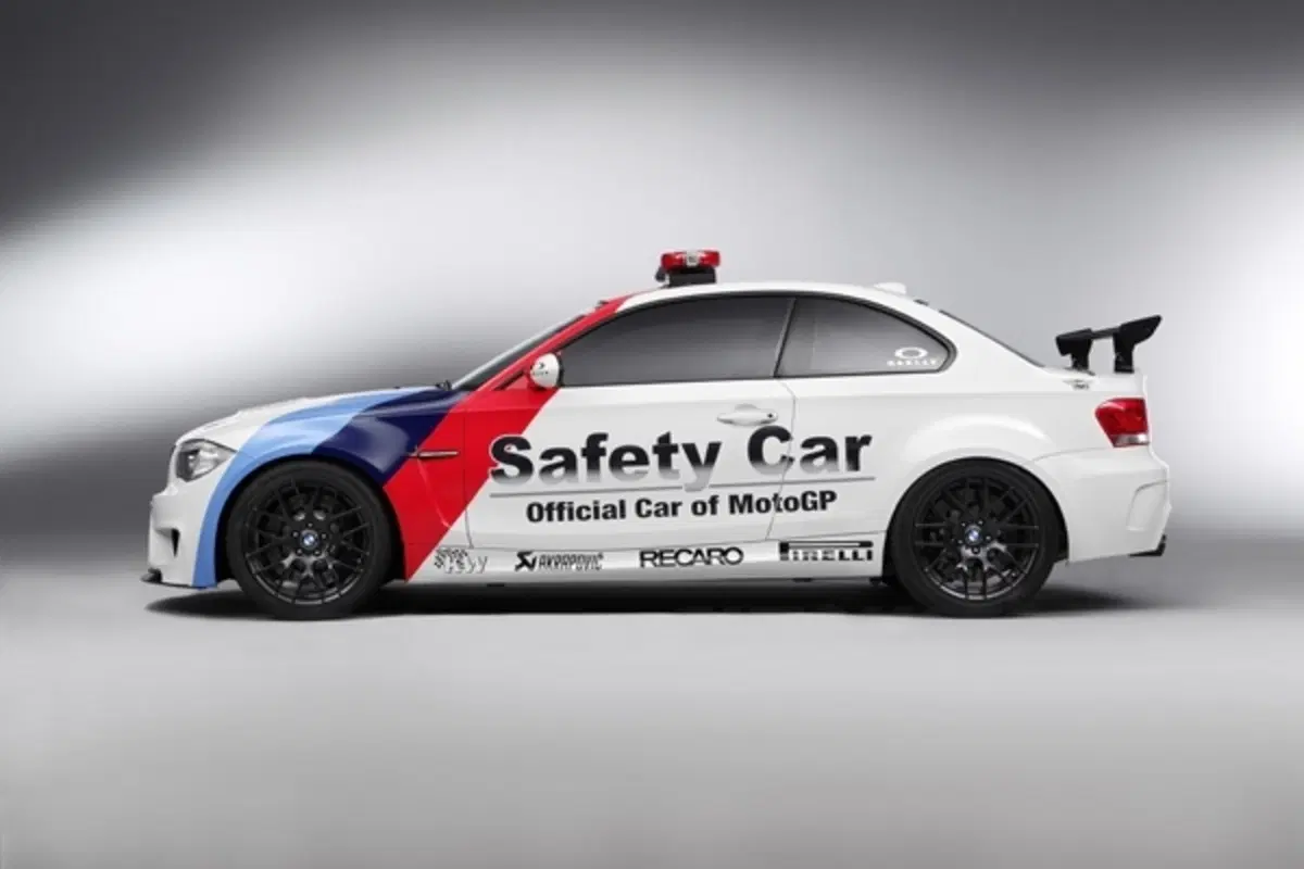 BMW Serie 1 M Safety Car  (2)