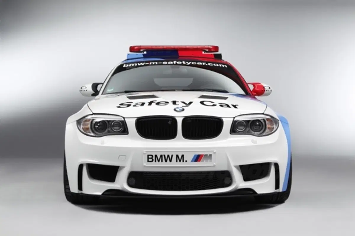 BMW Serie 1 M Safety Car  (4)