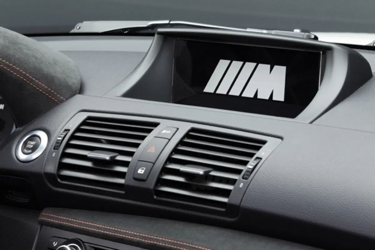 BMW Serie 1 M Safety Car  (20)