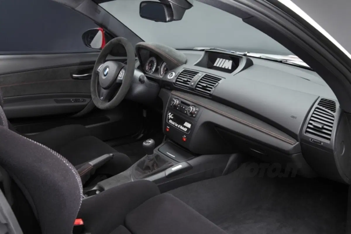 BMW Serie 1 M Safety Car  (21)
