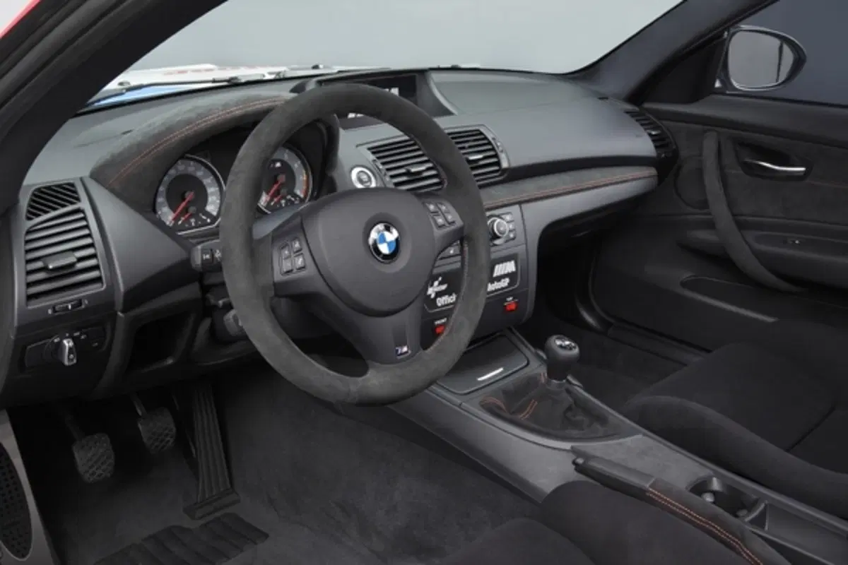 BMW Serie 1 M Safety Car  (23)