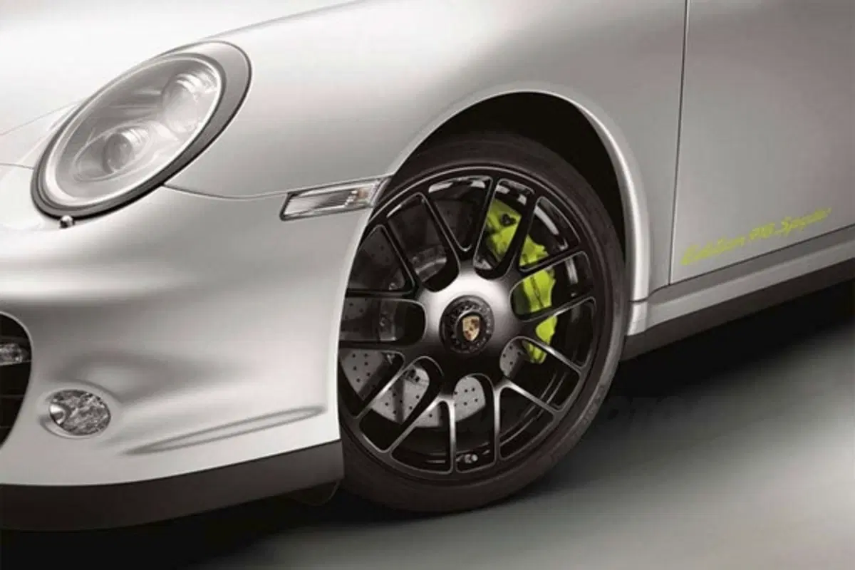 Porsche 911 Turbo S 918 Edition (4)