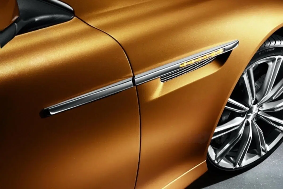 Aston Martin Virage - primo video ufficiale (12)