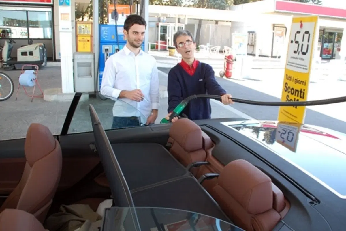 Benzina: sale il prezzo alla pompa in favore del Cinema