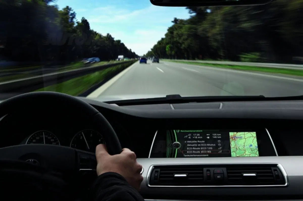 BMW ed ENI: assieme in comunicazione e sviluppo (22)