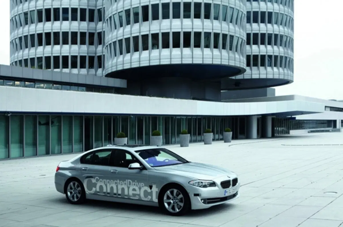 BMW ed ENI: assieme in comunicazione e sviluppo (31)