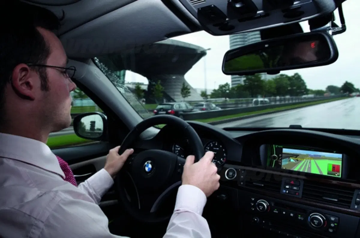 BMW ed ENI: assieme in comunicazione e sviluppo (38)