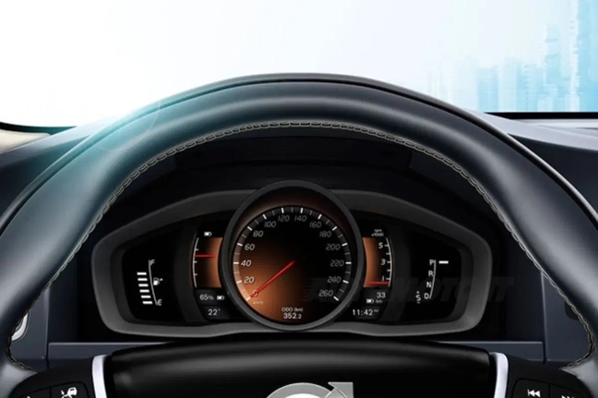 Volvo V60 Hybrid: anche grazie a lei 1.200 posti di lavoro (14)