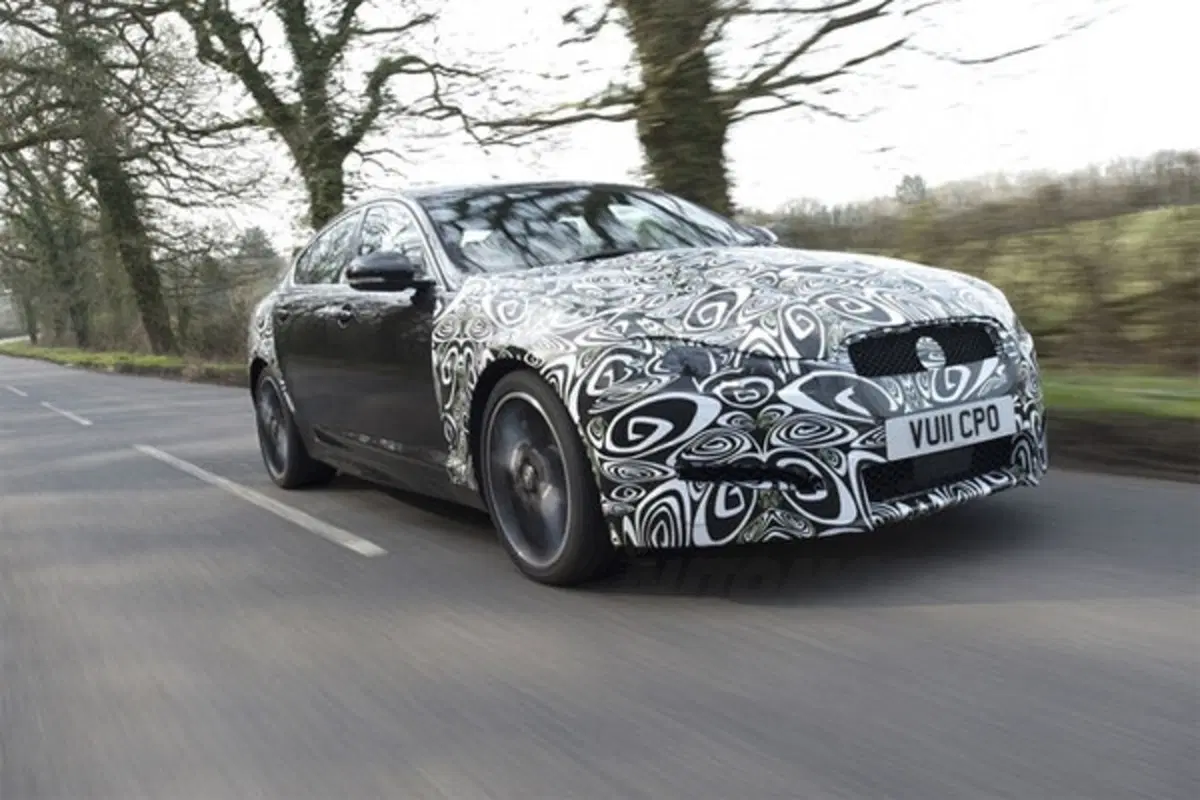 Jaguar XF restyling 2011