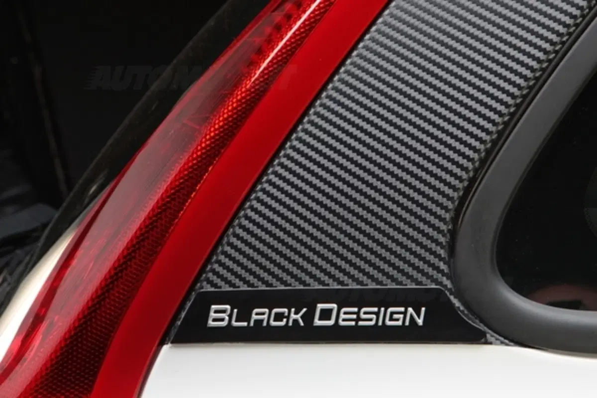 Volvo C30 Black Design (15)