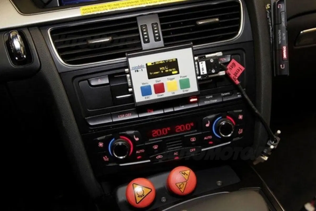 Audi A5 e-tron quattro plug-in (5)