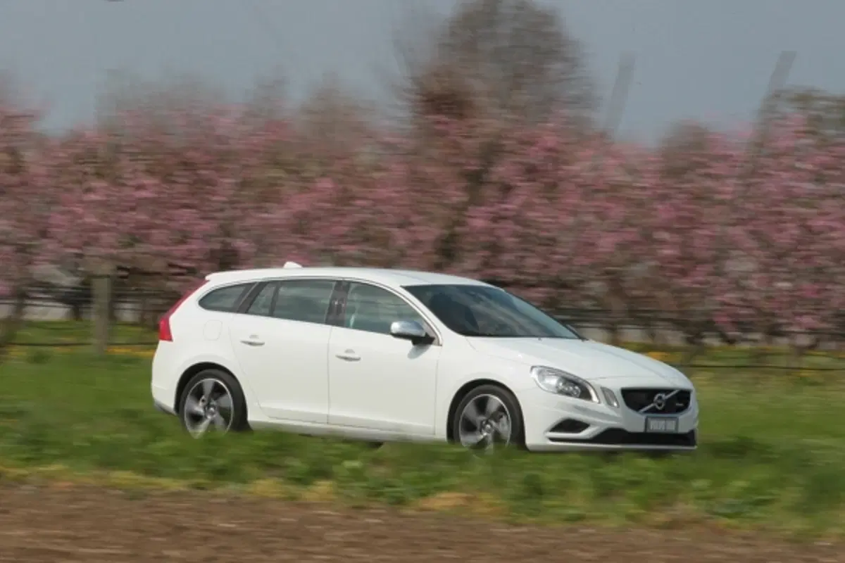 Volvo V60 R-Design (7)