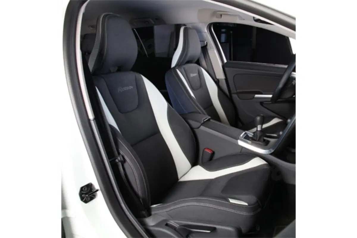 Volvo V60 R-Design (27)
