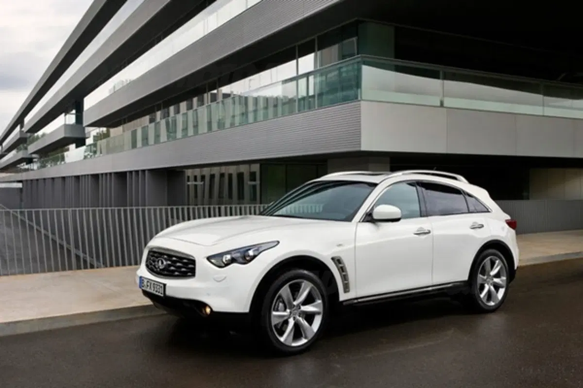 Infiniti FX M.Y. 2011