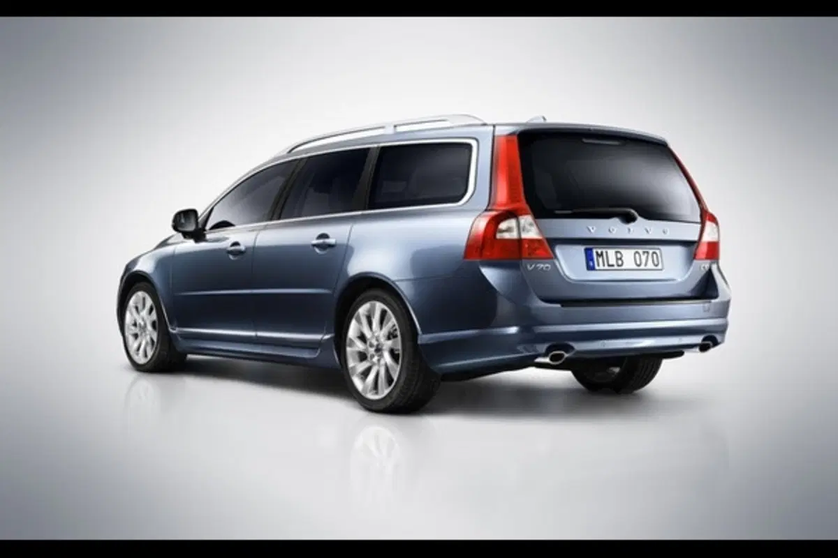 Volvo XC70, V70 e S80: 215 CV per il D5 (6)