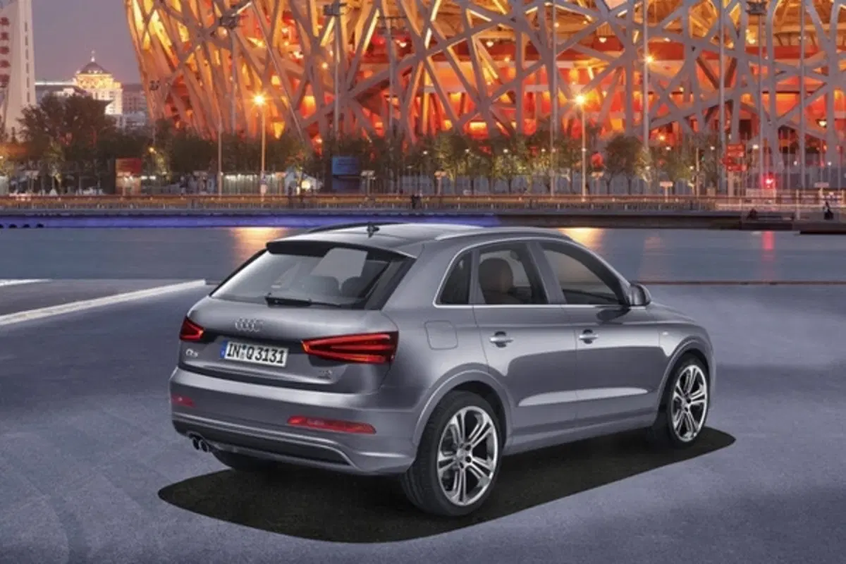 Audi Q3 S-Line (3)
