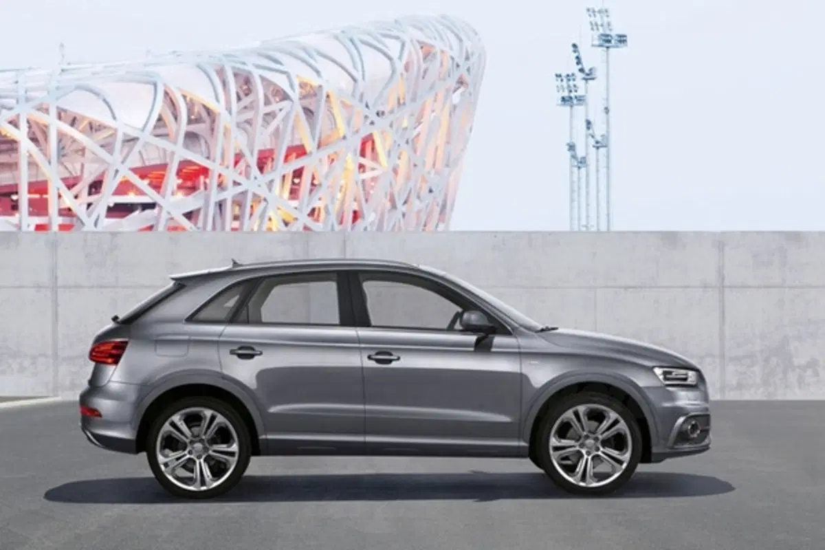 Audi Q3 S-Line (8)