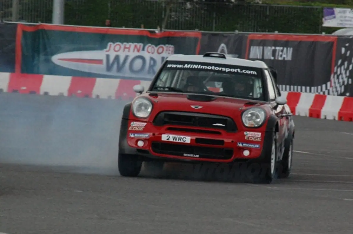 A bordo della Mini Countryman WRC