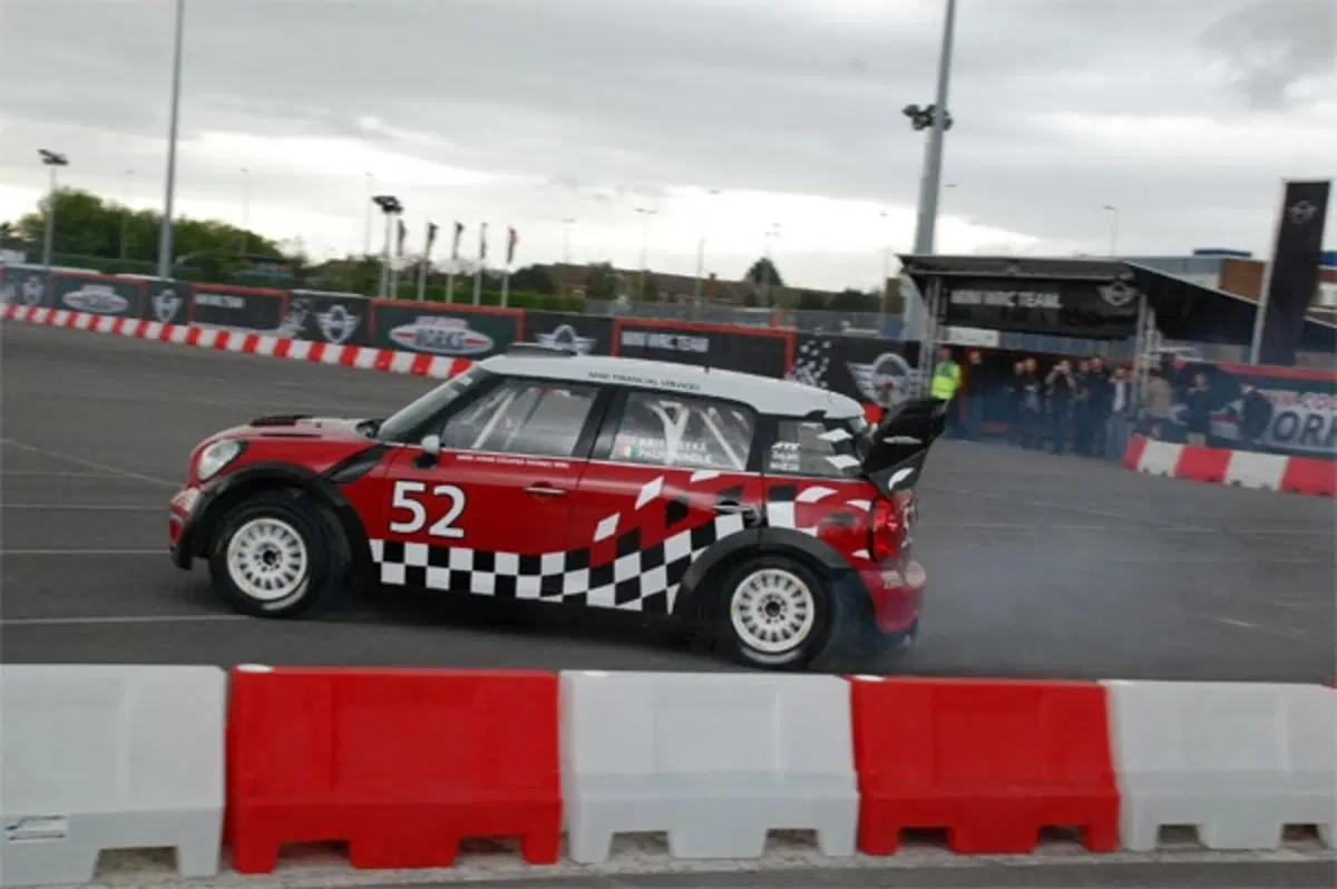 A bordo della Mini Countryman WRC (6)