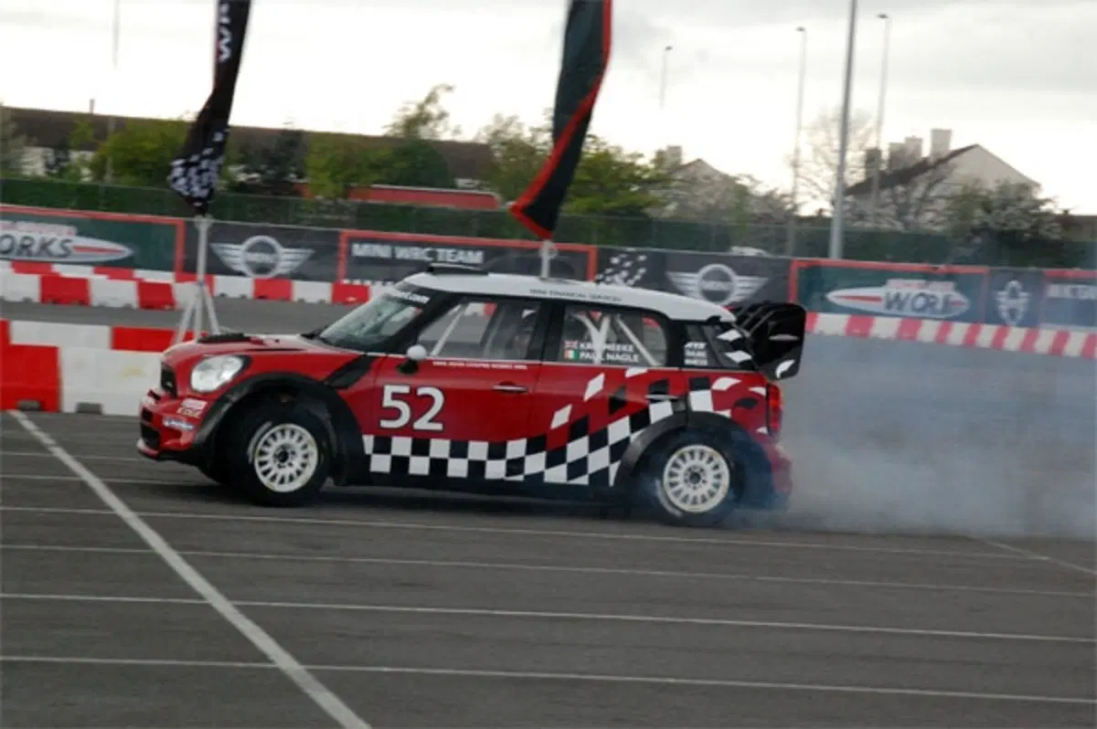 A bordo della Mini Countryman WRC (7)