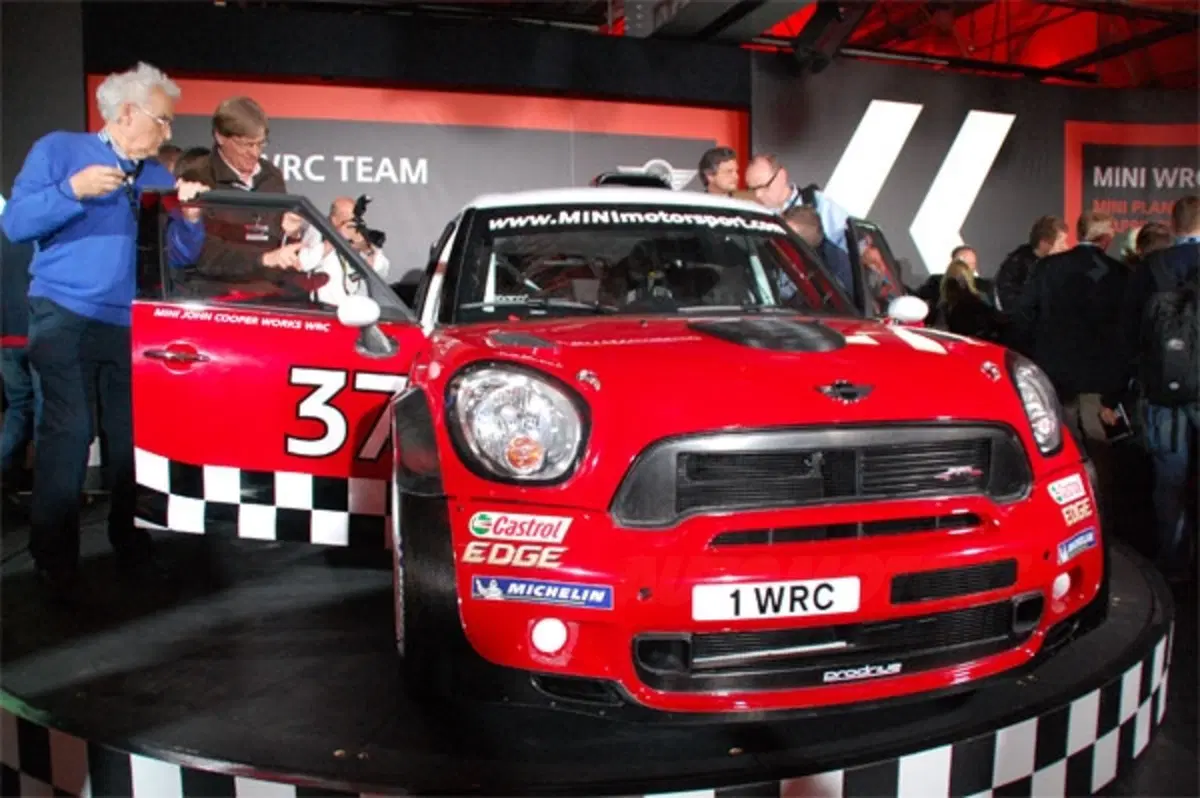 A bordo della Mini Countryman WRC (12)