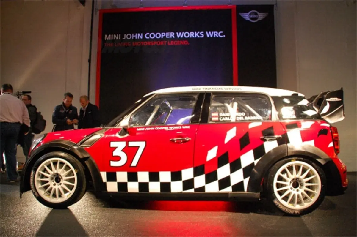 A bordo della Mini Countryman WRC (13)