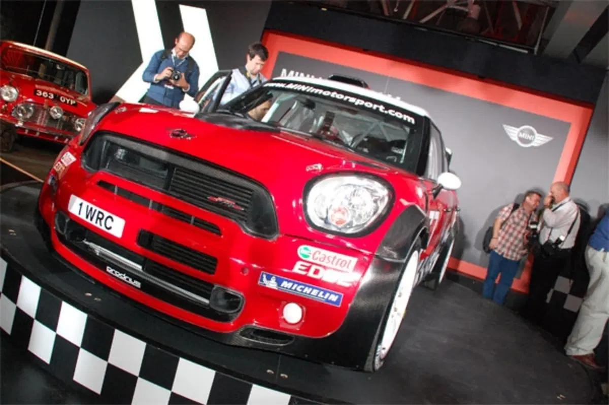 A bordo della Mini Countryman WRC (15)