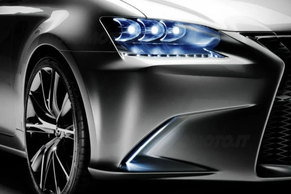 Lexus LF-Gh (25)