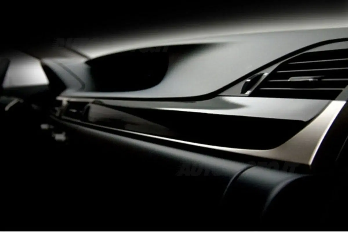Lexus LF-Gh (27)