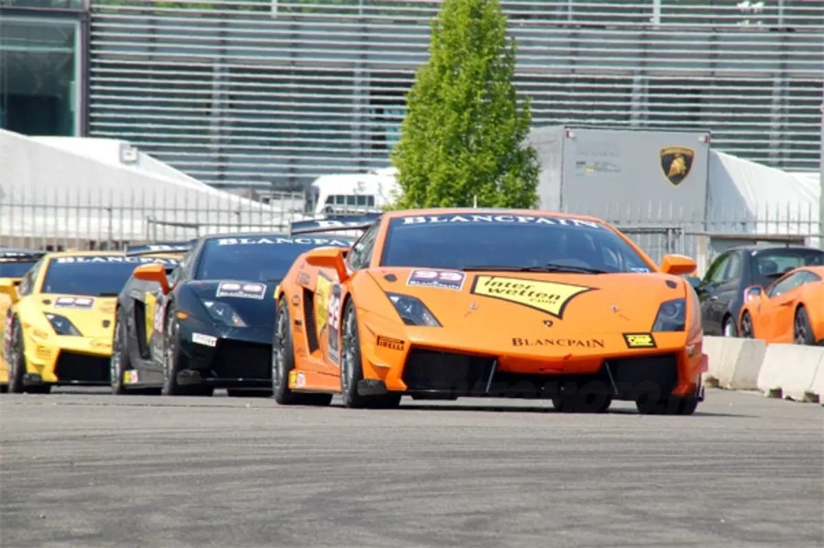 Lamborghini Super Trofeo: vis à vis con Winkelmann (9)